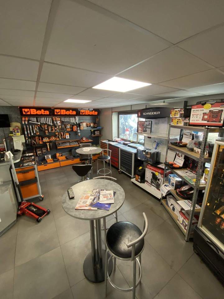 Spécialiste des pièces détachées pour poids lourds